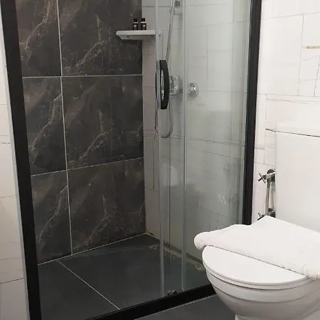 One Day 호텔 터그트레이스